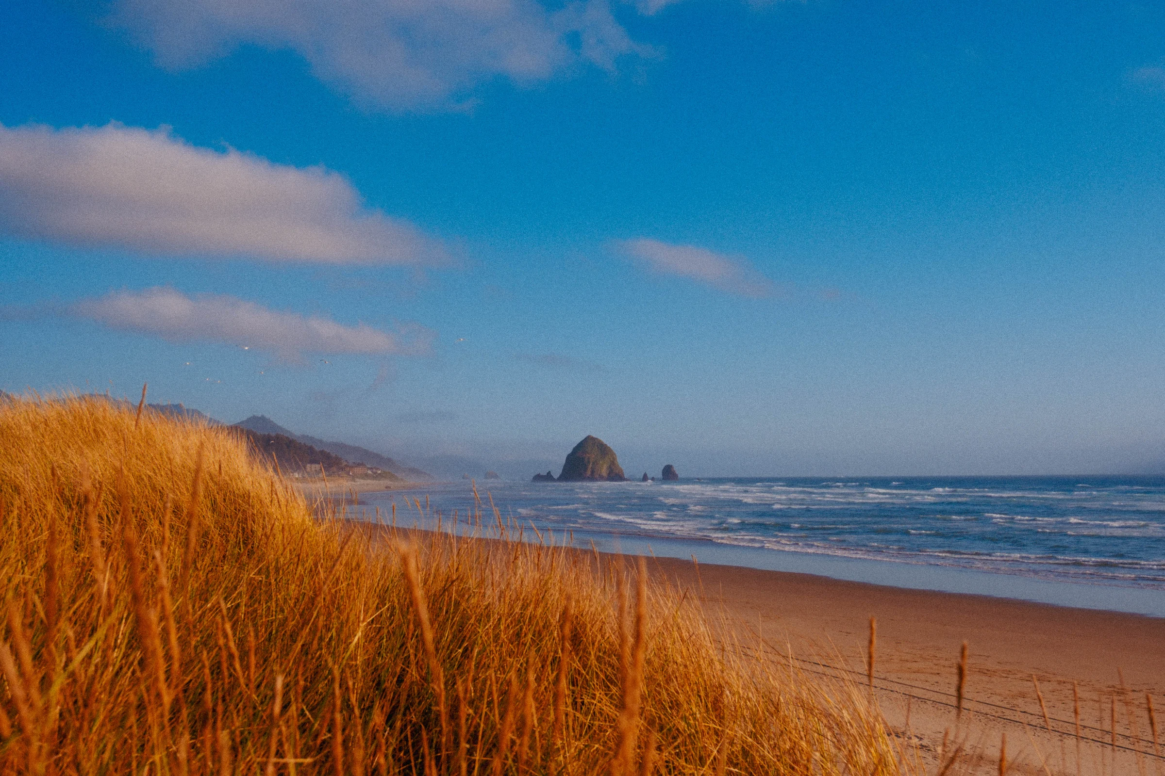 northern lights aurora borealis seaside oregon pacific coast may 2024